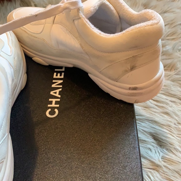 White Chanel low trainers - Picture 6 of 7